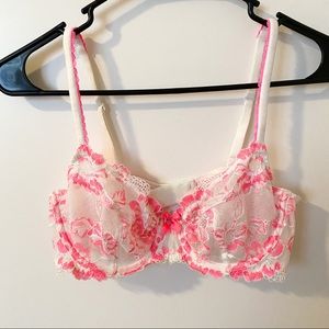 Victoria’s Secret Unlined Lace Bra
